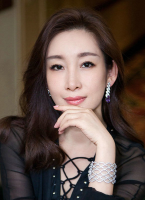动漫美女露尿口